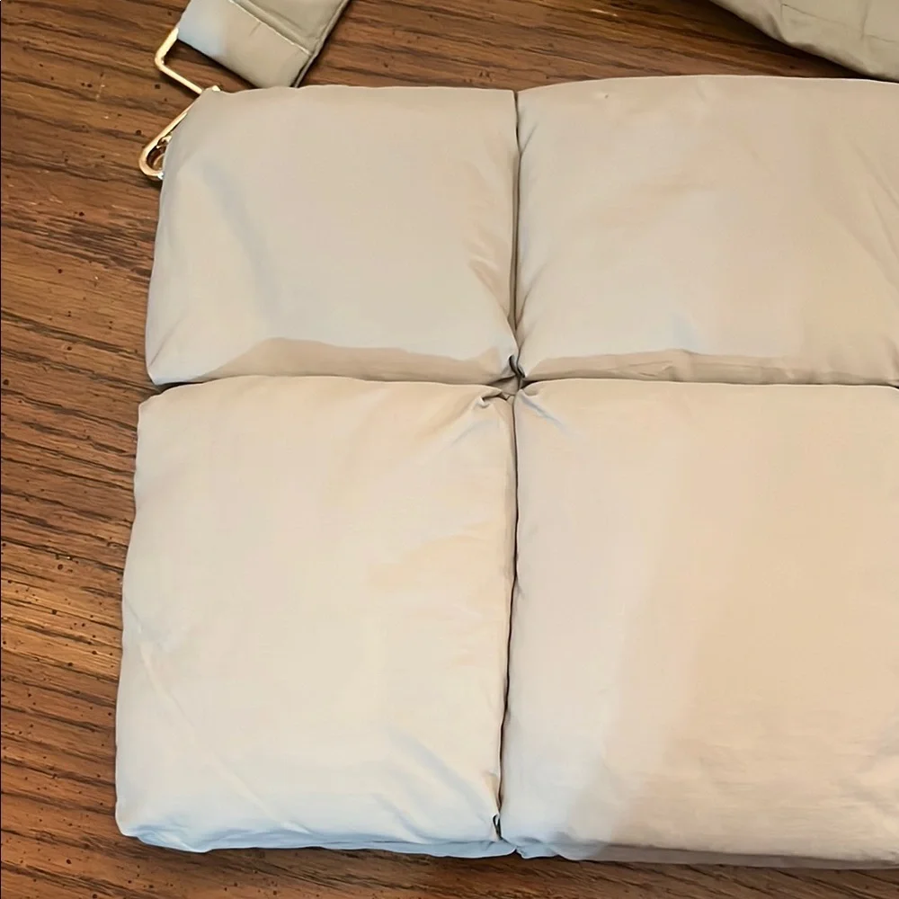 Light Green‎ Quilted Shoulder Bag